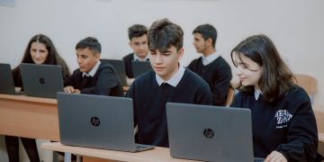 Övladınız niyə məktəbdə peşə təmayüllü sinifləri seçməlidir?