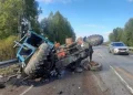 Tovuzda minik maşını traktorla toqquşdu, xəsarət alan var