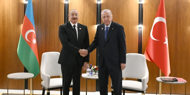 İlham Əliyevin Bişkekdə Rəcəb Tayyib Ərdoğanla görüşü olub
