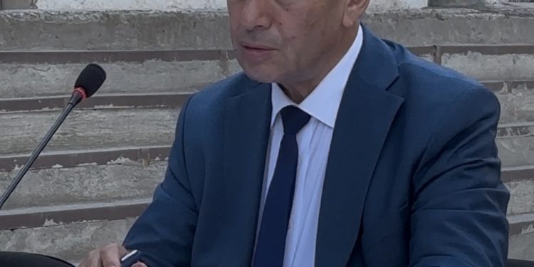 Bərdə rayon icra hakimiyyəti başçısının Lənbəran kəndində səyyar qəbul görüşü baş tutub
