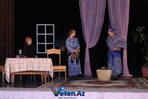 48fed2c5-69a7-46e1-977a-a4d8c052d9a3-300x200 Lənkəran Dövlət Dram Teatrında “Çinarənin elçiləri” tamaşasının premyerası keçirilib