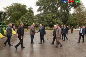 img_4155-300x200 Bərdədə pambıq yığımı davam etdirilir – rayon rəhbəri sahələrdə olub