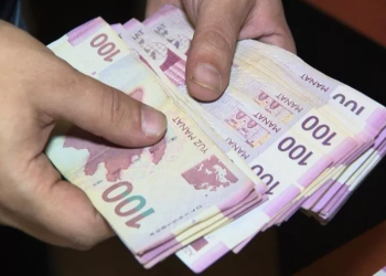 İşə qəbul olundu, səhəri gün 1550 manatı götürüb qaçdı – Bakıda MARKET OĞURLUĞU!