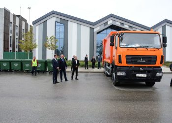 Xudat şəhərində kommunal xidmətlərin keyfiyyəti yüksəldilir – yeni texnika və 80 tullantı qutusu ayrılıb