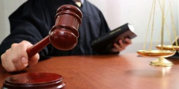 6 min manat alıb oğlunu həbsdən çıxaracağını vəd etdi – 2 il 9 ay həbs