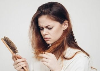 Saç tökülməsinin səbəbləri nələrdir?