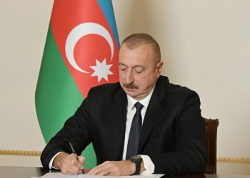 Prezident bu şəxsləri təltif etdi – Sərəncam